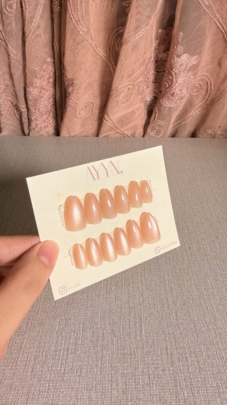 Peach Blush — Design #4 press-on nails by AYYN. PKR 600